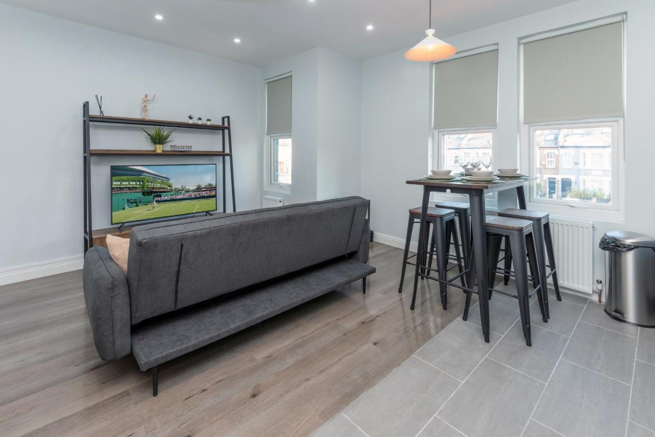Taylor'S Apartment Wimbledon Londra Esterno foto